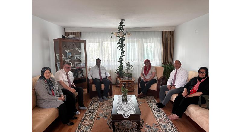 ŞEHİDİMİZ ÖZCAN YAŞAR IN ANNESİNİ ZİYARET