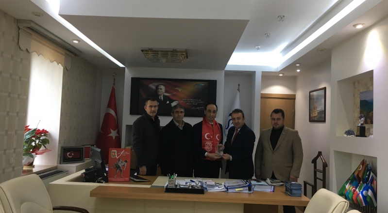 SGK İL MÜDÜRÜNÜ ZİYARET