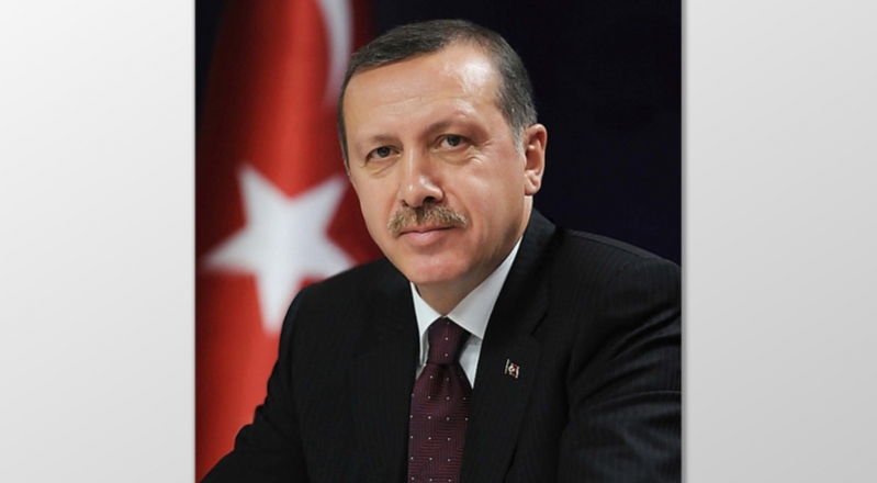 YENİ SİSTEMİN İLK BAŞKANI RECEP TAYYİP ERDOĞAN, CUMHURBAŞKANLIĞI KÜLLİYESİ’ NDE KONUŞTU. 