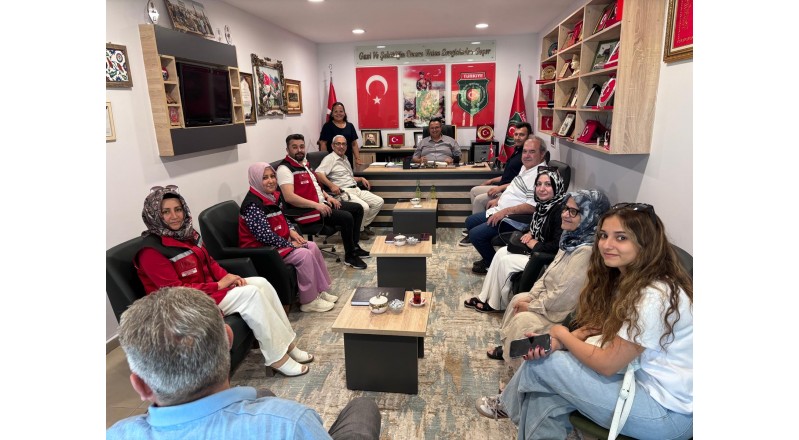 AİLE VE SOSYAL HİZMETLER  İL MÜDÜR YARDIMCISI HAYRİ AYDINLI DERNEĞİMİZE ZİYARETİ