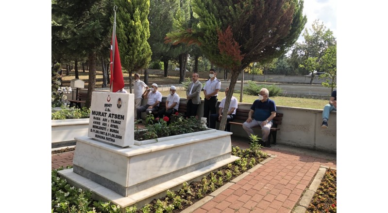 ARİFE GÜNÜ ŞEHİTLER DUALARLA ANILDI