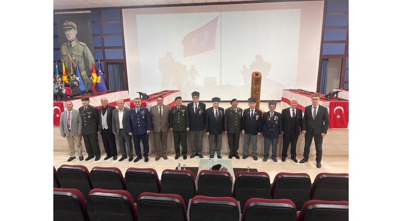  GEMLİK ASKERİ VETERİNER OKULU VE EĞİTİM MERKEZİ KOMUTANLIĞI’NDA DÜZENLENEN YEMİN TÖRENİNE KATILIM SAĞLADIK