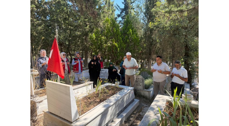 PINARBAŞI VE HAMİTLER ŞEHİTLİĞİNDE ŞEHİTLERİMİZİ DUALARLA ANDIK...