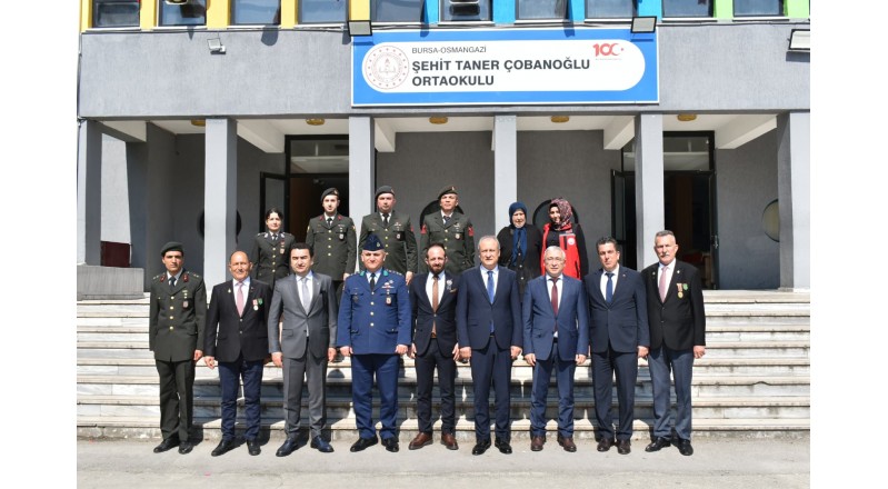 ŞEHİT TANER ÇOBANOĞLU ORTAOKULUN DA ANMA 