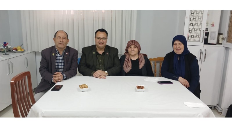 ŞEHİTLERİMİZİN EMANETLERİNİ ZİYARET